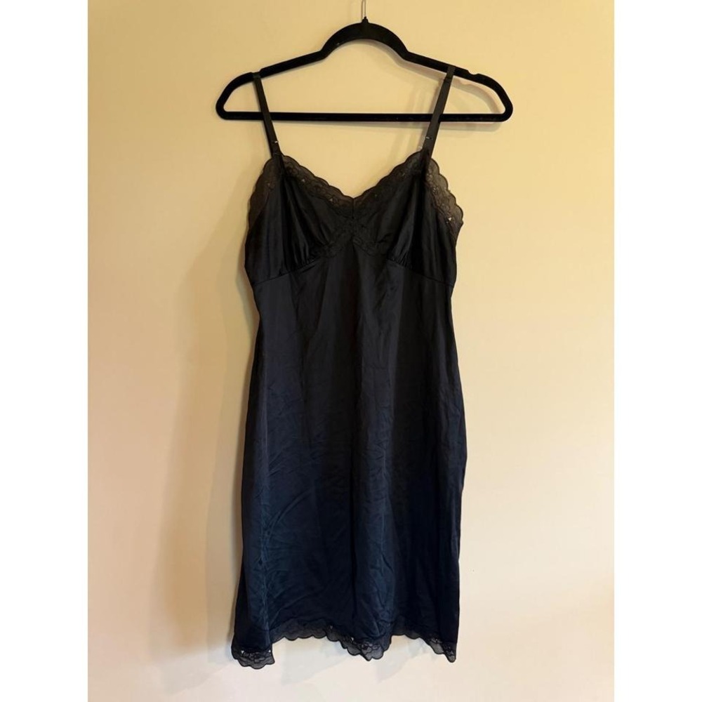 Vintage Carol Brent Black Lace Trim Full‎ Slip Dress Nylon Lingerie Size 34 12